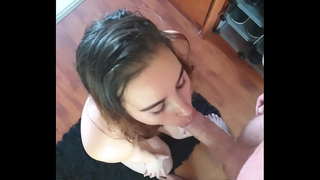 Mädchen saugen meinen Schwanz nur zu schlucken alle meine cum / facial