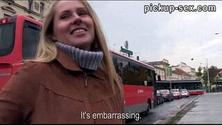 Евробабушка Зузана трахнулась белән незнакомцем өчен нинди дә булса акча