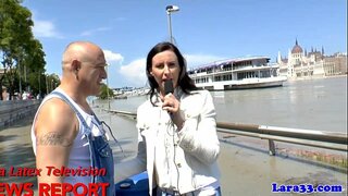 Brit hír hölgy élvezi a kemény fasz