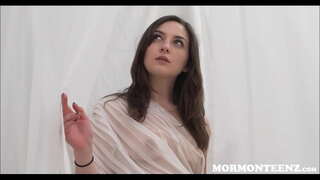 Young Mormon Girl Pepper Xo Sucks San Eaglais Bhailleanan Cock Air White Fiosrachaidh