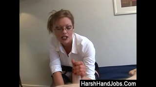 Harte Handjobs von Holly Kiss