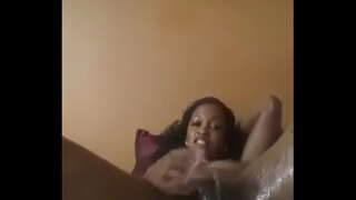 ���ල වැටීම squirt