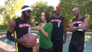 Jada ස්ටීවන්ස් සහ Emy රීස්