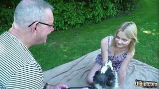 ���রুণ, স্বর্ণকেশী, করে তোলে, পুরাতন, মানুষ, বাঁড়ার রস খাবার, মুখের