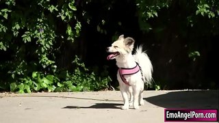 Petite tattooed babe hinahanap ng kanyang aso sa kanyang mga kapitbahay ari-arian.Ang kanyang mga kapit-bahay ay nais ng isang gantimpala, alisin nila ang kanilang mga damit at siya pagkatapos ay throats kapitbahay bigcock.In ibalik ang kanyang kapit-bahay fucks kanyang puki at asno malalim at mahirap hanggang siya cums sa kanya.