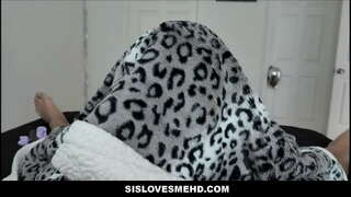 Слатка Млада Плавуша полусестра На ноћ Вештица Зајебава Са полубрат Из првог Лица